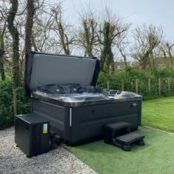 Aquark® Mr Silence 7kW Air Source Heat Pump For Hot Tub/Swim Spa/Pool -Hot Tubs Sales Shop 7kwheatpump 2