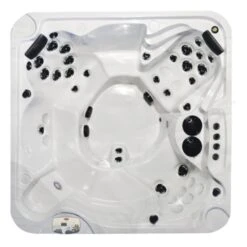Arctic Spas® Yukon Insulated Hot Tub Cover