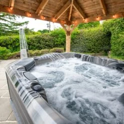 Outdoor Barcelona - 5 Person Hot Tub With 2 Loungers -Hot Tubs Sales Shop BarcelonaHottub Odyssey 48