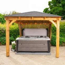 Outdoor Barcelona - 5 Person Hot Tub With 2 Loungers -Hot Tubs Sales Shop BarcelonaHottub Odyssey 53