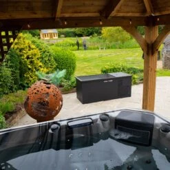 Outdoor Barcelona - 5 Person Hot Tub With 2 Loungers -Hot Tubs Sales Shop BarcelonaHottub Odyssey 82
