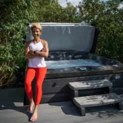 Jacuzzi® J475IP™ - 6 Person Hot Tub With 1 Lounger -Hot Tubs Sales Shop DSC06833