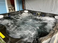 Jacuzzi® J235™ / J235IP™ - 6 Person Hot Tub With 1 Lounger -Hot Tubs Sales Shop J235MidnightDriftwood Will3