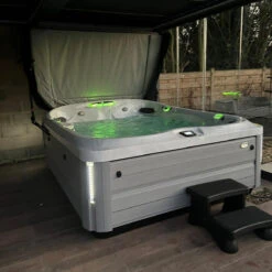 Jacuzzi® J495IP™ - 8-9 Person Hot Tub -Hot Tubs Sales Shop J495HotTubPlatinumBrushedGrey Maudsley3