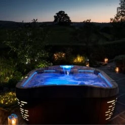 Jacuzzi® J575IP™ - 5-6 Person Hot Tub With 1 Lounger 21 Jacuzzi® J575IP™ - 5-6 Person Hot Tub With 1 Lounger -Hot Tubs Sales Shop J575 Lifestlye