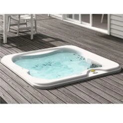 Jacuzzi® Lodge™ S - 3 Person Hot Tub With 1 Lounger -Hot Tubs Sales Shop Lodge S sunk