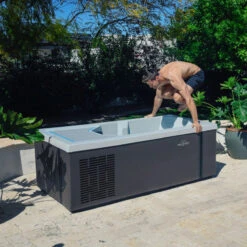 Master Spas® Michael Phelps Chilly GOAT™ Alpine - Ice Bath -Hot Tubs Sales Shop MichaelPhelpsChillyGOATIceBath 13