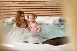 Outdoor Companion - 5 Person Hot Tub With 2 Loungers -Hot Tubs Sales Shop OutdoorCompanion 248