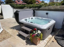 Outdoor Tahiti - 3 Person Hot Tub With 1 Lounger -Hot Tubs Sales Shop OutdoorTahiti 7