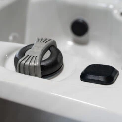 Sun & Soul™ 600™ - 6 Person Hot Tub With 1 Lounger -Hot Tubs Sales Shop Sun Soul600HotTub2