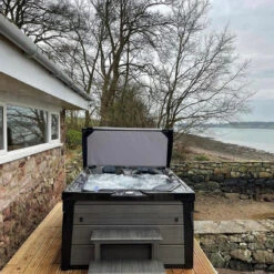 Outdoor Topaz - 3 Person Hot Tub With 2 Loungers -Hot Tubs Sales Shop TopazHotTub 1