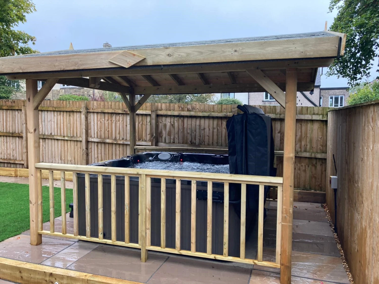 Jacuzzi® J235™ - 5-6 Person Hot Tub With Gazebo Package 8 Jacuzzi® J235™ - 5-6 Person Hot Tub With Gazebo Package - Image 8